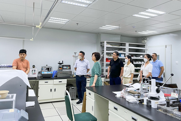 中環(huán)聯(lián)合拜訪青島市產(chǎn)品質(zhì)量監(jiān)督檢驗(yàn)研究院